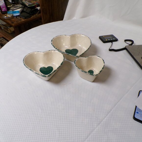 Set Of 3 Heart Shaped Stoneware Bowls Green - Picture 3 of 3